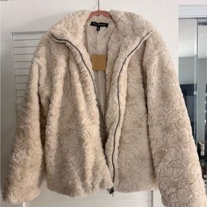 Blu Pepper Faux Fur zip-up jacket-Size Large